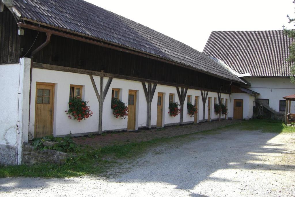 Landgasthof Duellhof Schaufling Exterior foto